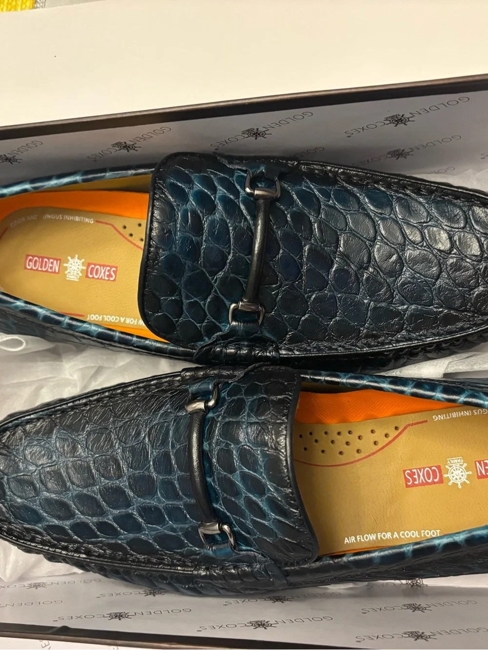 Men's Black Croc-Embossed Leather Loafers
